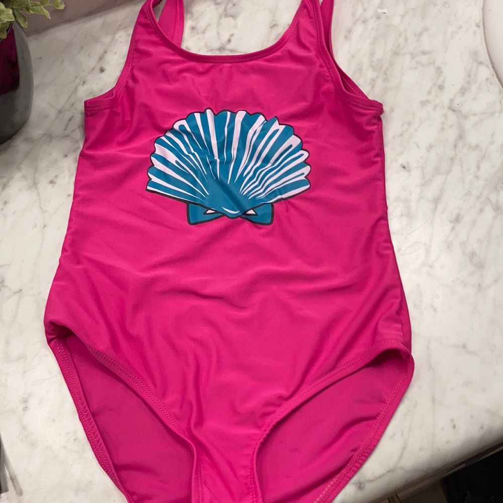 Girls one piece bathing suit